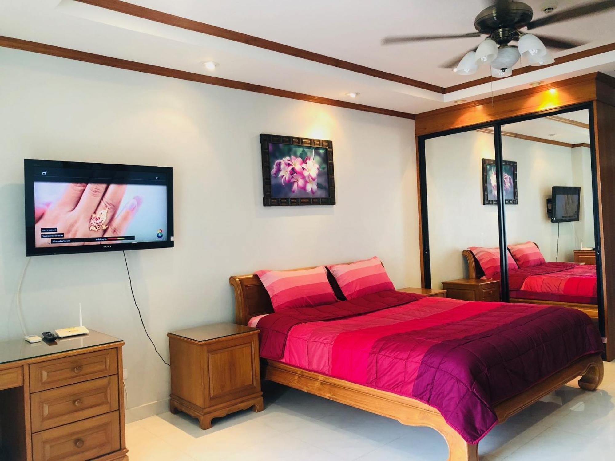 Viewtalay Beachfront By Nd Pattaya Exterior photo